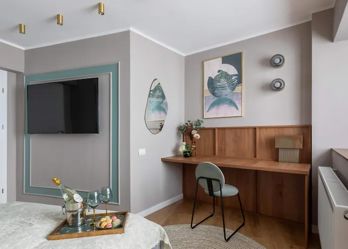 Apartment Holt - Sublime Minty 1br On The Park *