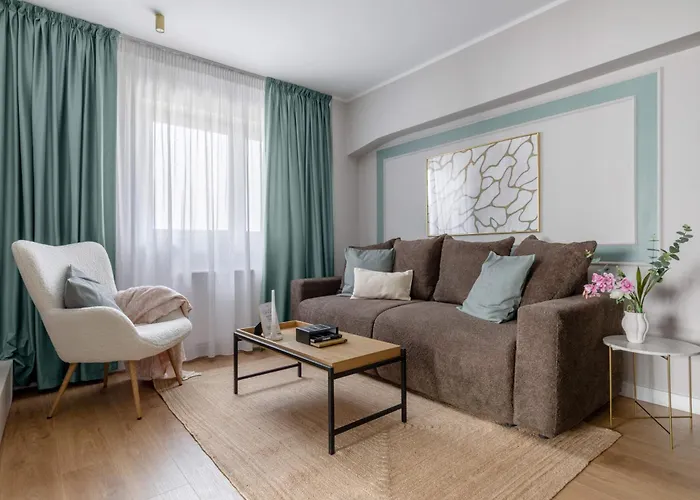 Holt - Sublime Minty 1br On The Park Apartment