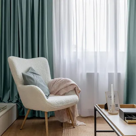 Holt - Sublime Minty 1br On The Park Lägenhet